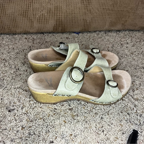 DANSKO Cream Sandals with Buckle Detail SIZE 39 - Picture 4 of 15